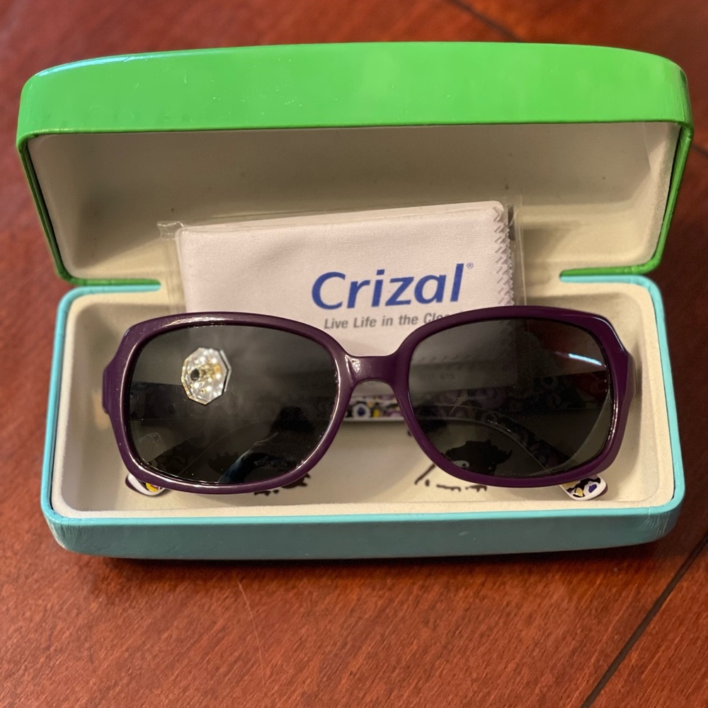 Super cute purple Kate spade sunglasses